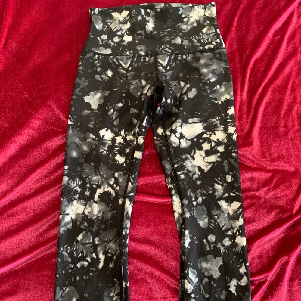 Lululemon wunder under cropped leggings
